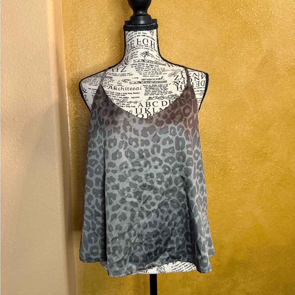 Express Gray Leopard Print Tank Top – Size Large 🐆✨